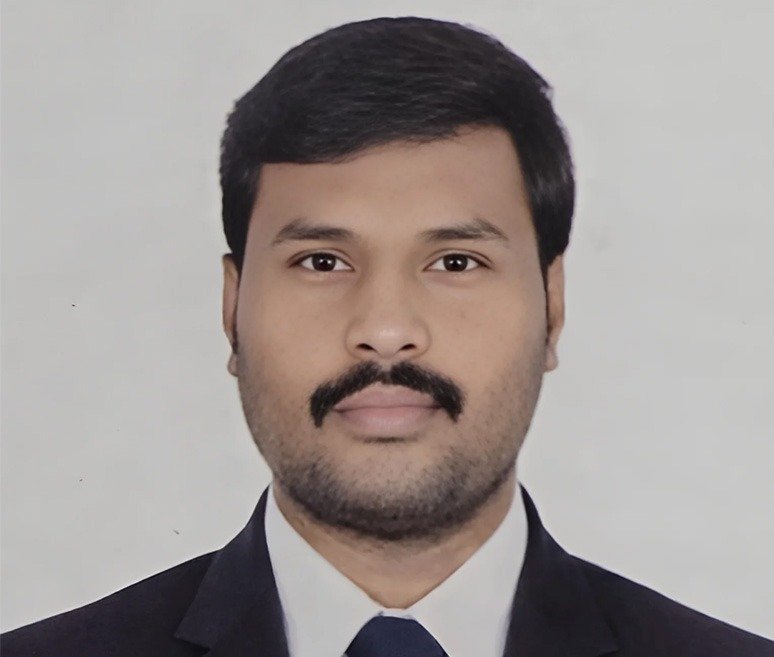 Dr Suraj Shinde